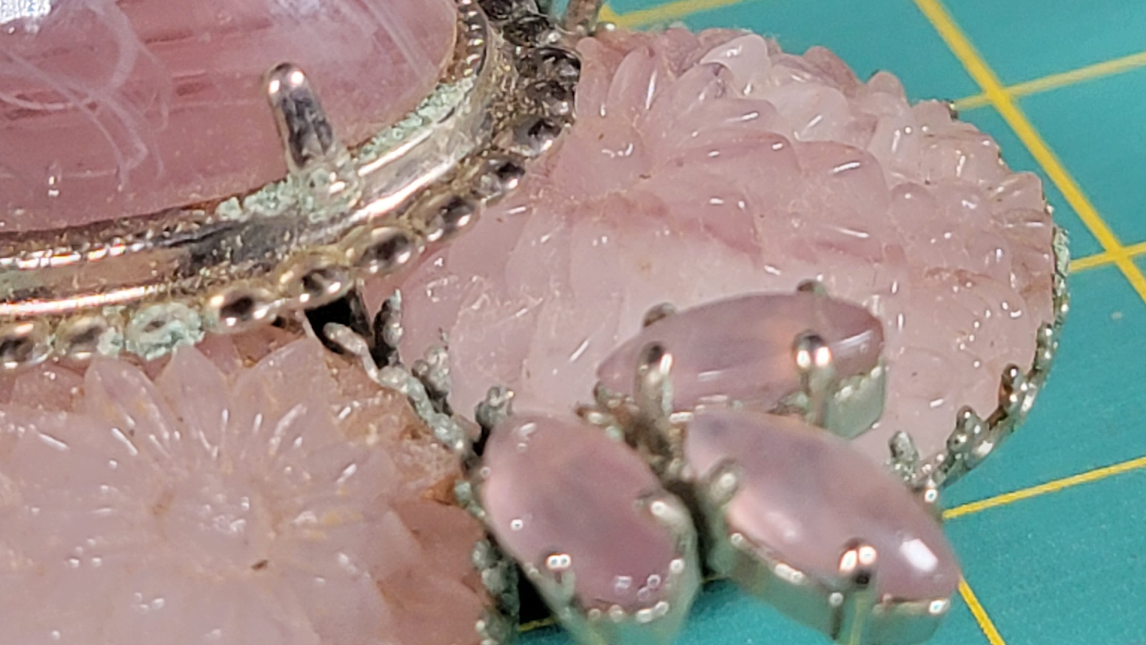 Vintage Schreiner New York 1950s Signed Cupcake Floral Glass Brooch Pink Cabochon