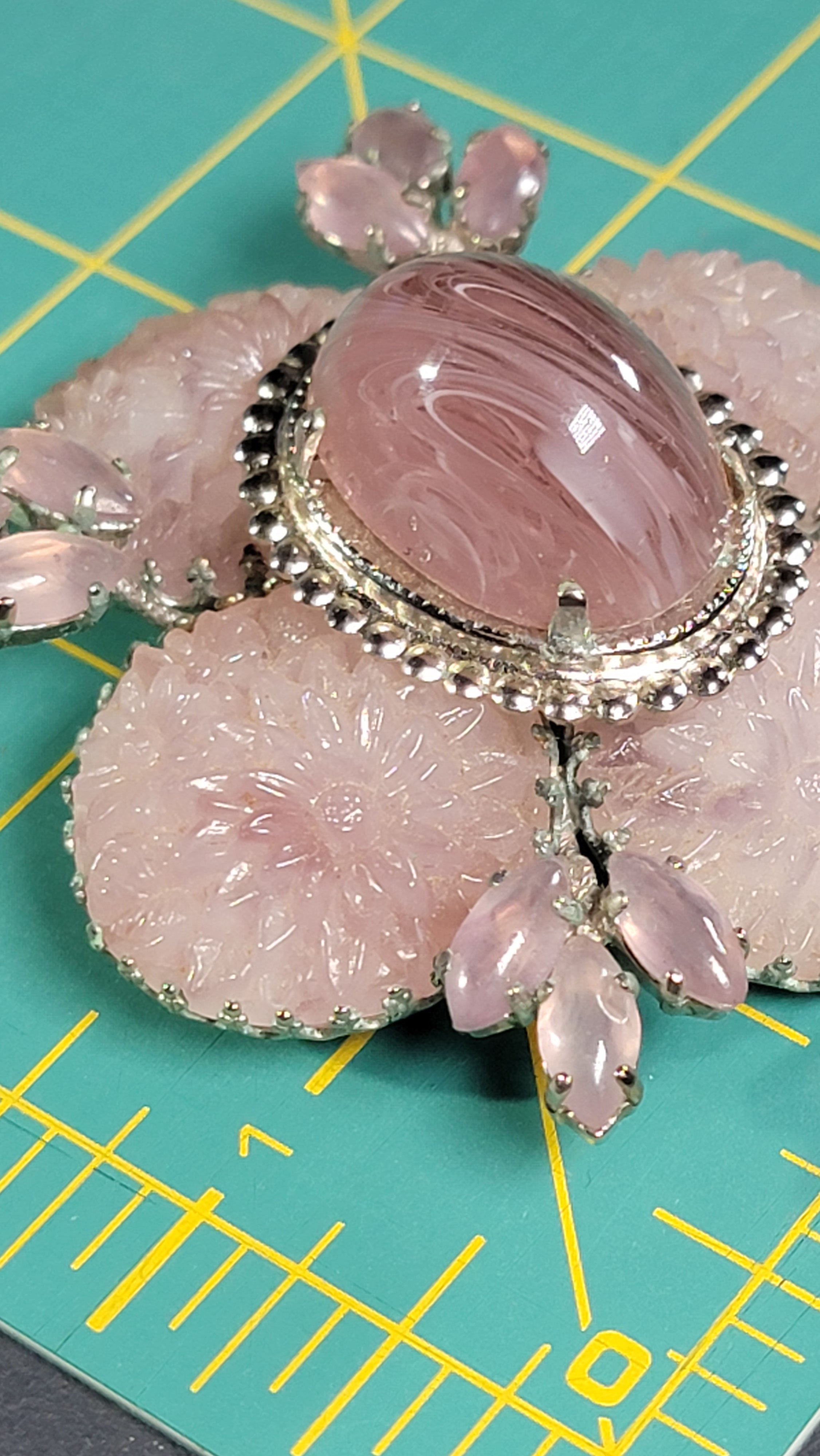 Vintage Schreiner New York 1950s Signed Cupcake Floral Glass Brooch Pink Cabochon
