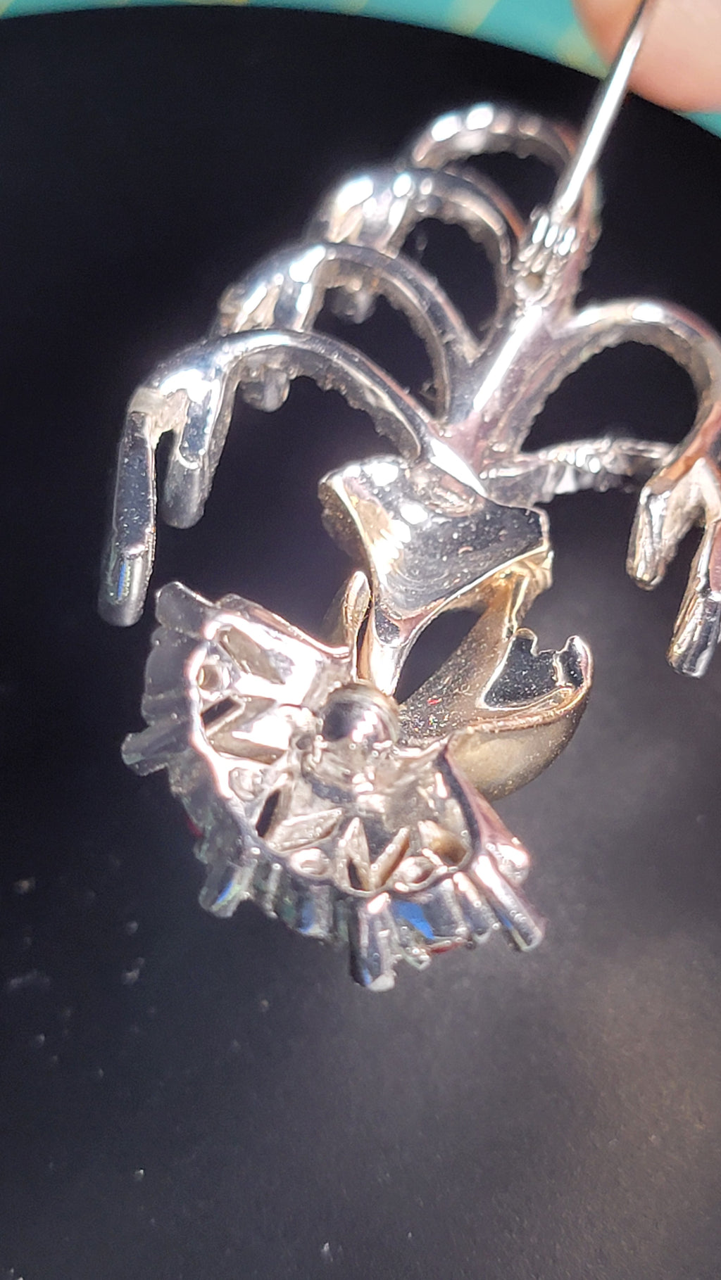 Vintage 1940s-1950s Reja Gold Wash Brooch - Hand Holding Crown - Rhinestone & Baguette