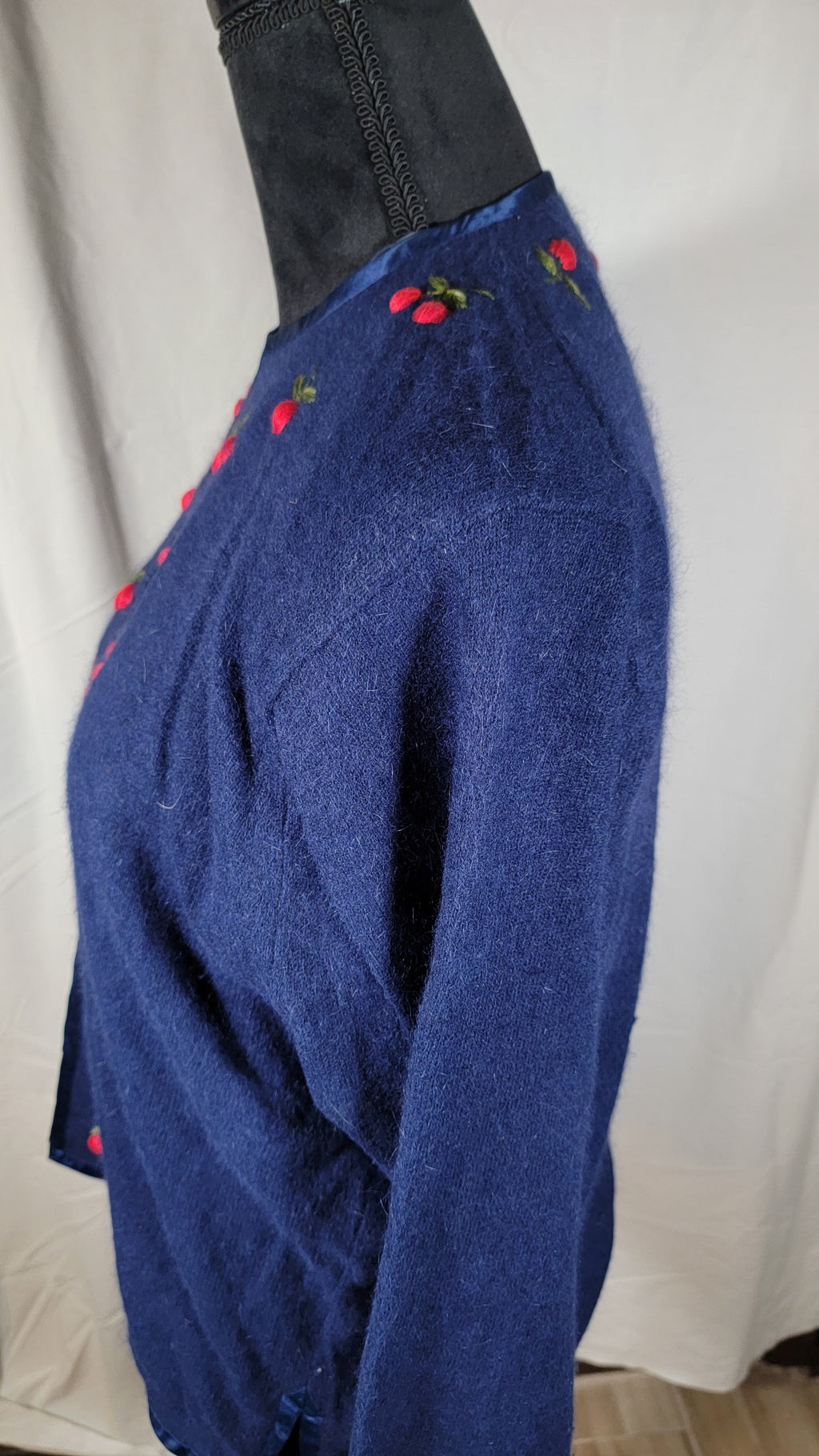 Vintage Fabu Lous Embroidered Cherry Cardigan - 1950s-60s Hong Kong