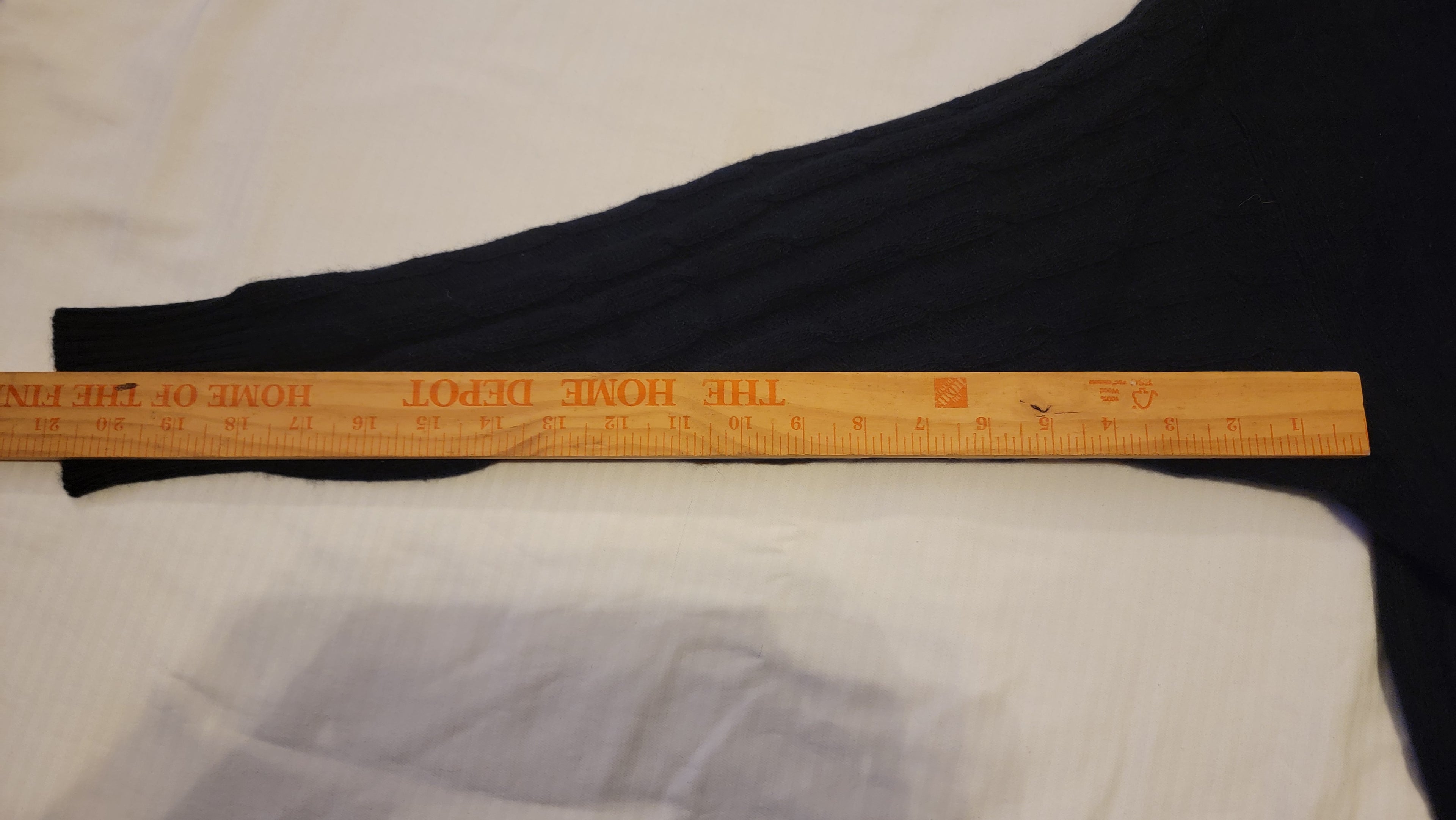 N. Peal Women's Vintage Cashmere Pullover — c. 1970s, Made in Scotland