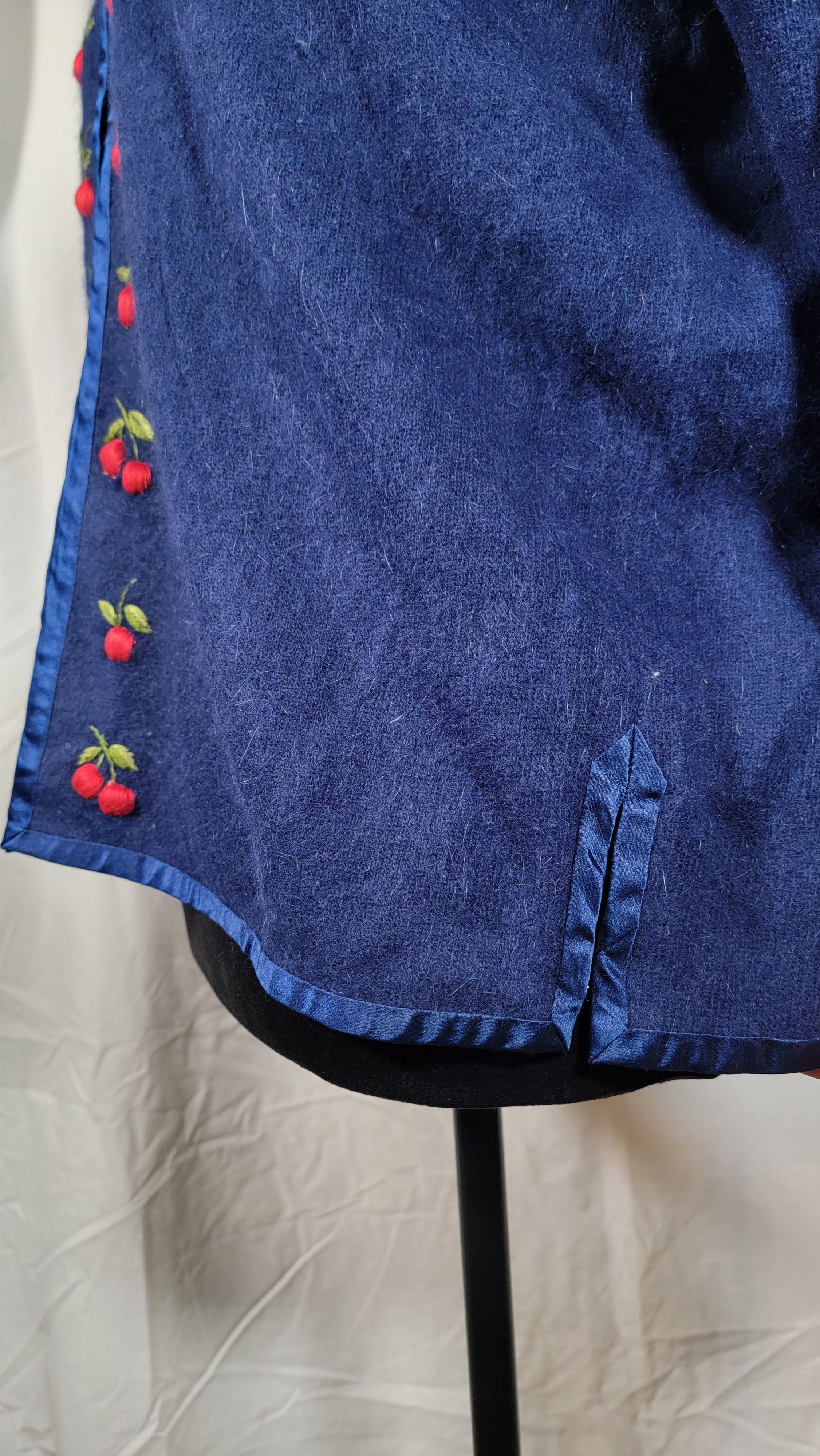 Vintage Fabu Lous Embroidered Cherry Cardigan - 1950s-60s Hong Kong