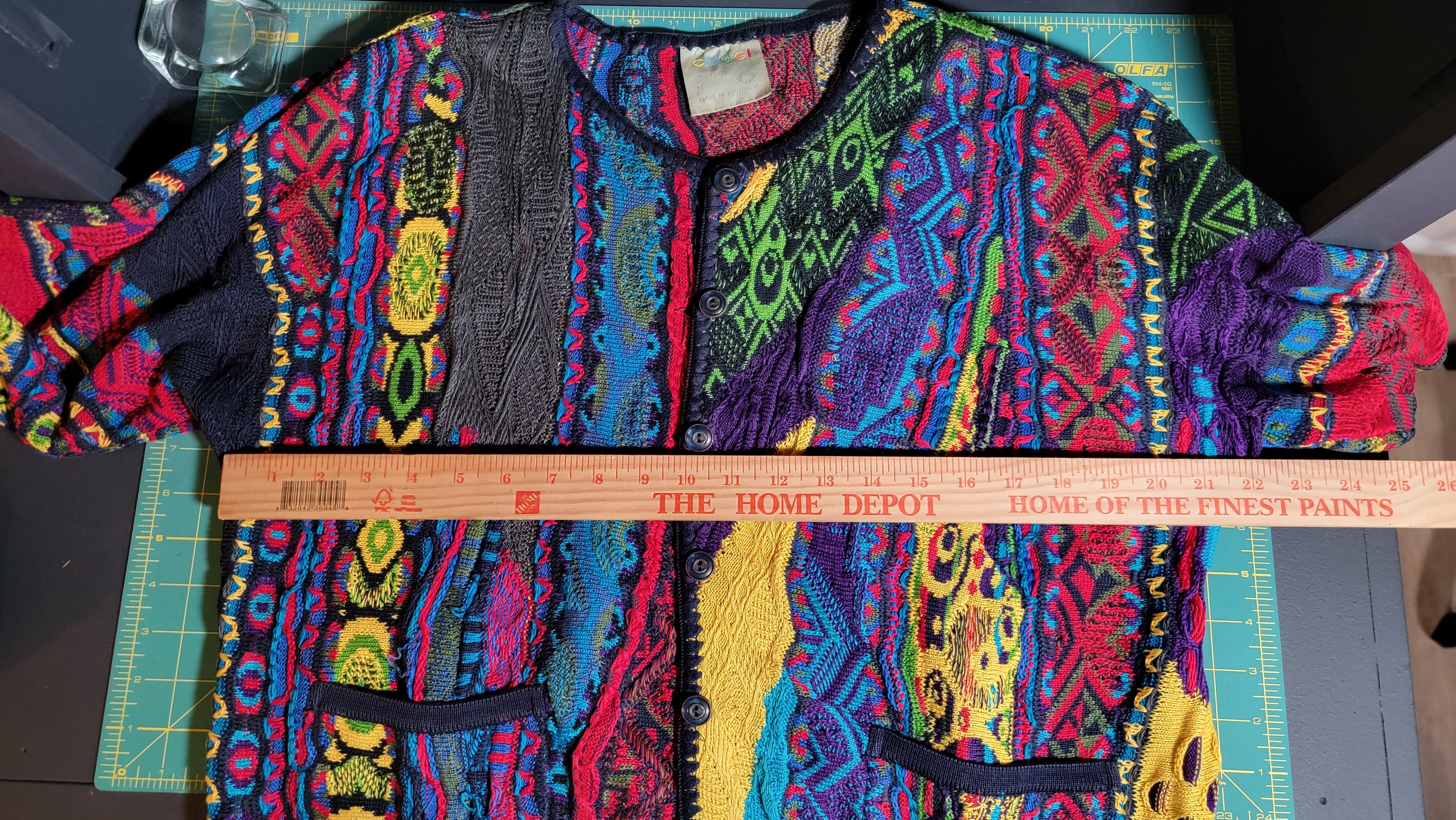 Vintage COOGI Cardigan Sweater *authentic* – Women's Medium